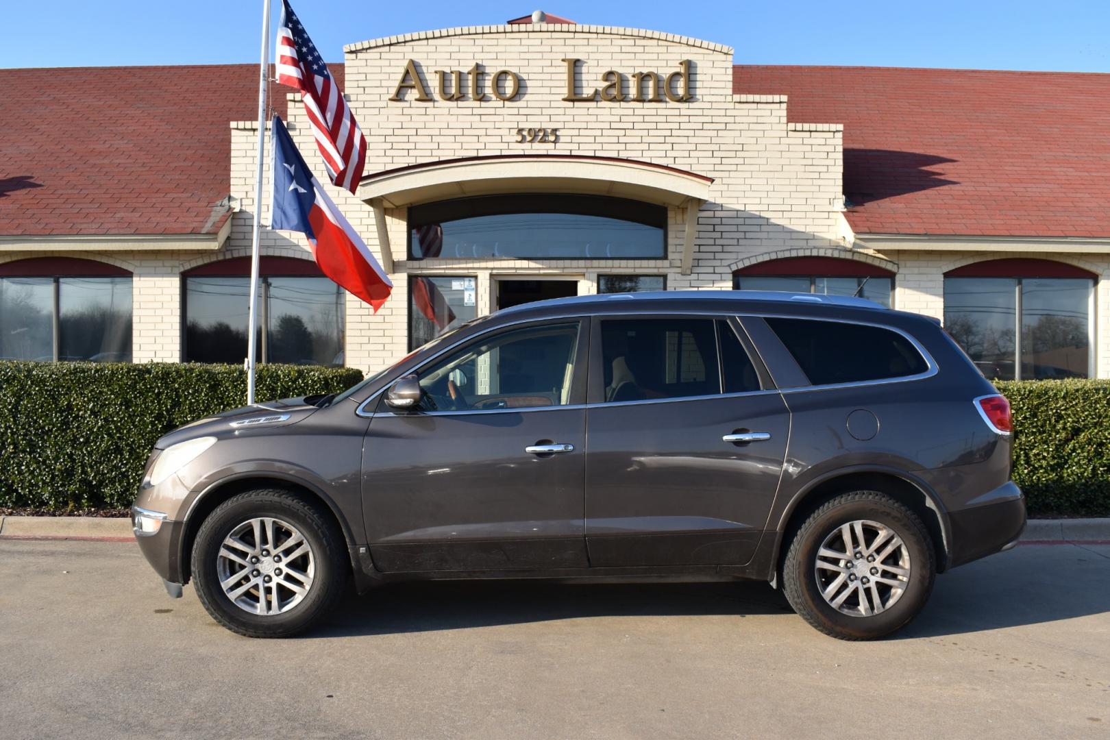 2008 Buick Enclave CX FWD (5GAER13788J) with an 3.6L V6 DOHC 24V engine, 6-Speed Automatic Overdrive transmission, located at 5925 E. BELKNAP ST., HALTOM CITY, TX, 76117, (817) 834-4222, 32.803799, -97.259003 - Deciding to buy a specific vehicle like the 2008 Buick Enclave CX FWD involves considering various factors. Here are some potential reasons why you might consider purchasing this particular model: Interior Space: The Buick Enclave is a midsize crossover SUV known for its spacious and comfortable - Photo#0